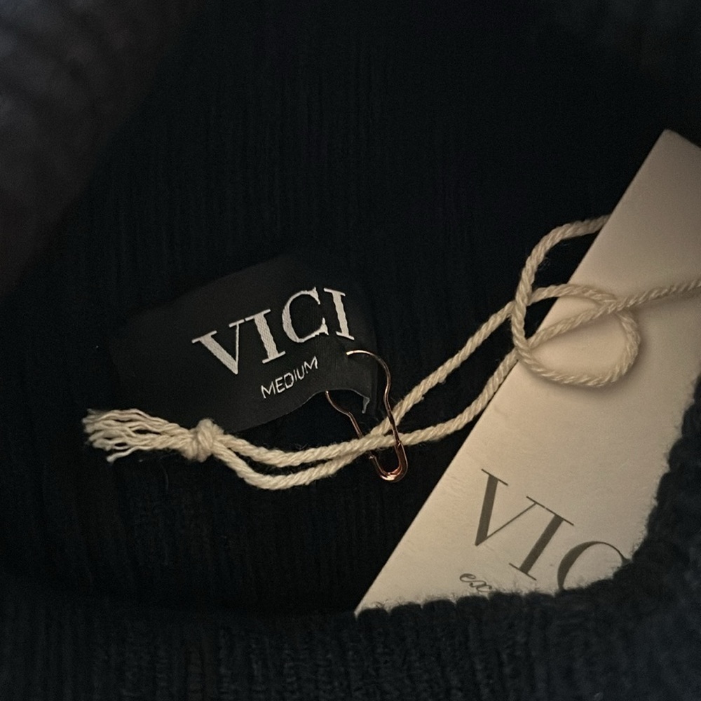 NWT Vici Fate black turtleneck, crop, women’s size medium. - Picture 6 of 9